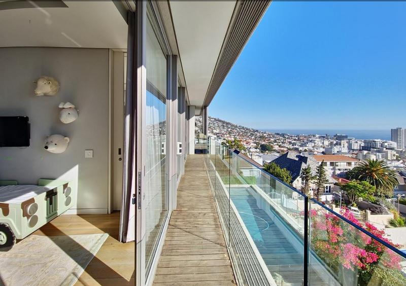 5 Bedroom Property for Sale in Sea Point Western Cape